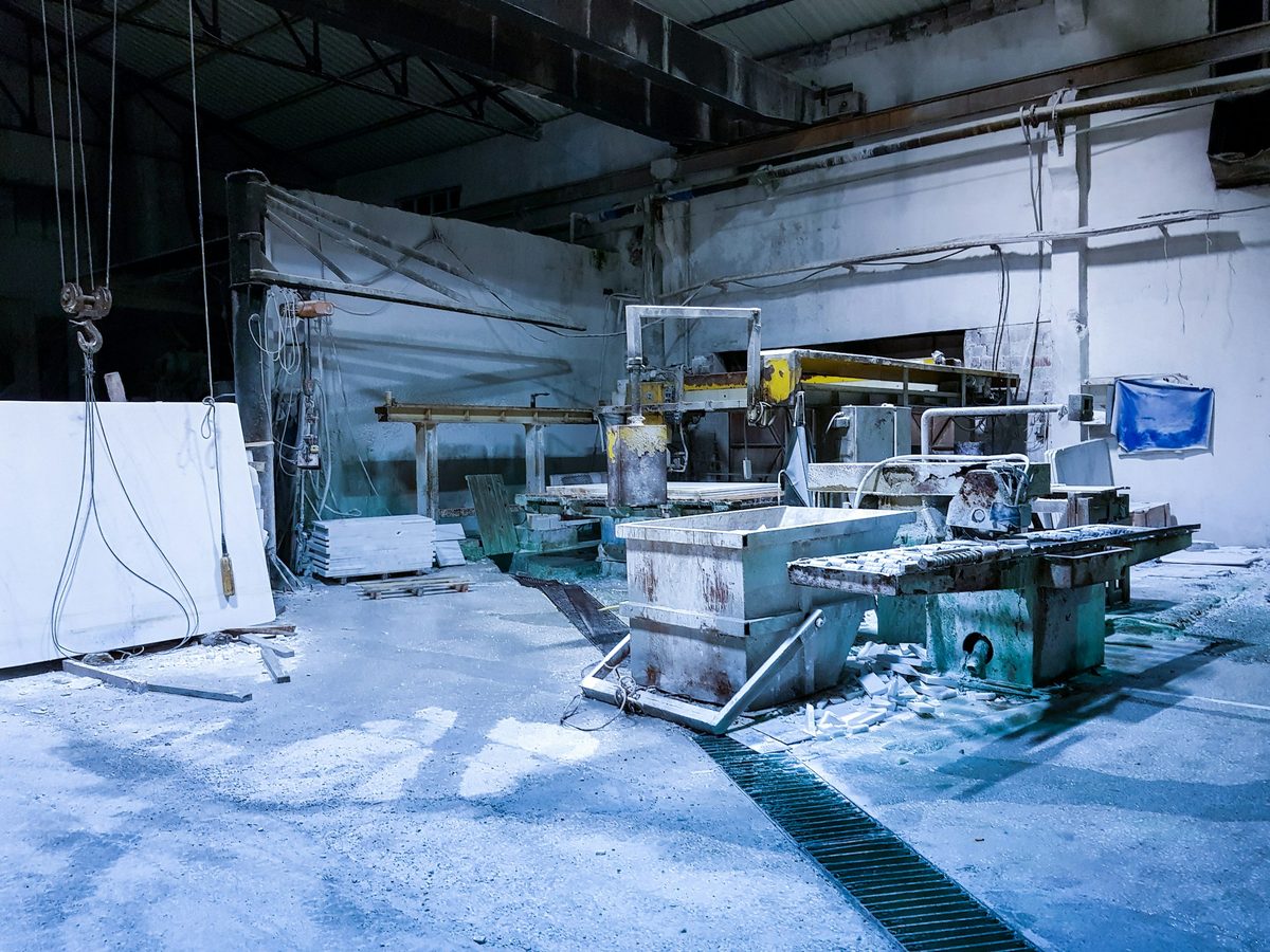 Machining area inside the workshop
